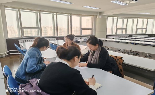 2.向阳区总工会工资协商领导员及湖西街路工会工作人员到访Z6尊龙集团官方网站升级集团（图片左下角水印p掉）_副本.jpg