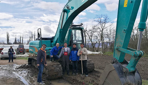 在欧洲市场做巡检，，感受九州ku酷游智造