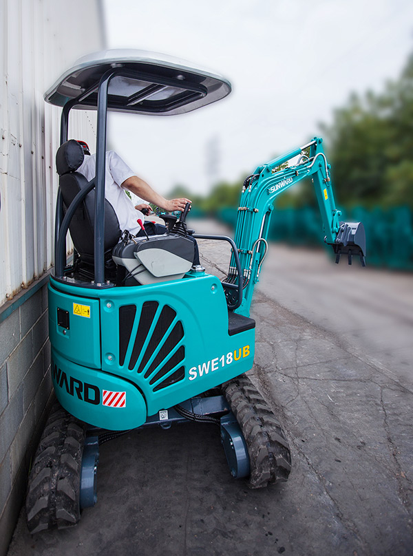 “C位”出道 14.5万元九州ku酷游智能微挖18UB等你开回家