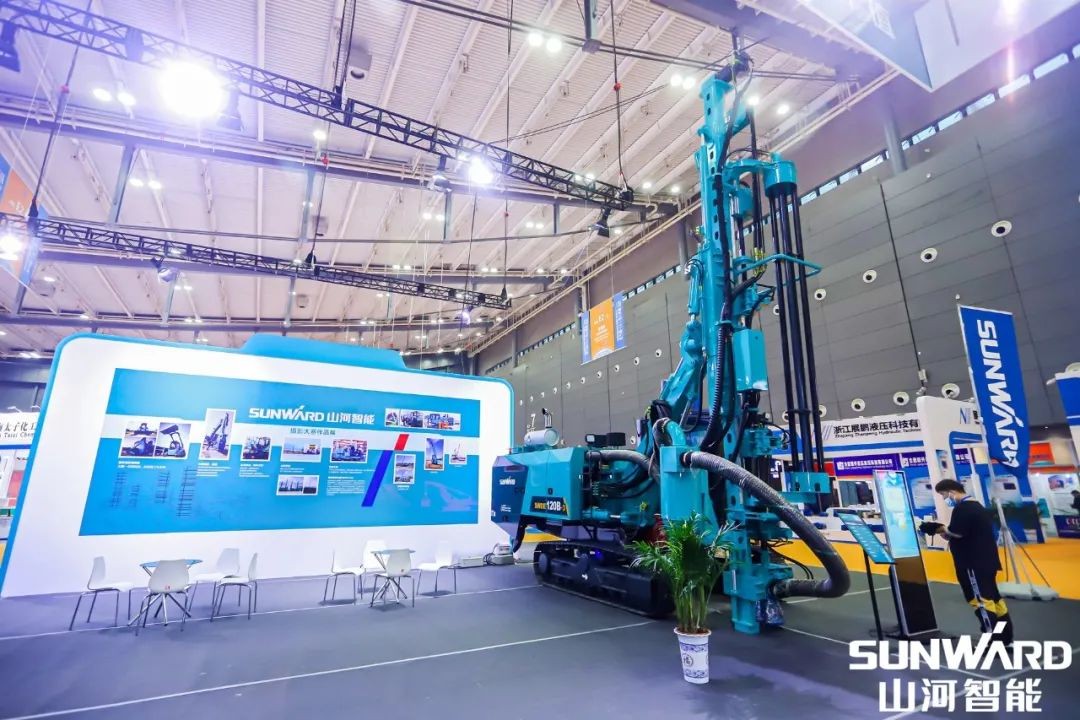 “九州ku酷游绿”亮相长沙国际工程机械展，，50余款产品尽显九州ku酷游智能立异实力