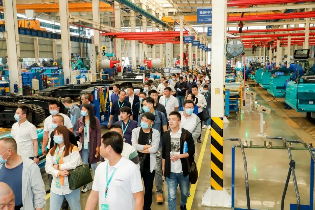 “爆品”出击！九州ku酷游智能客户交流会签约超8亿元