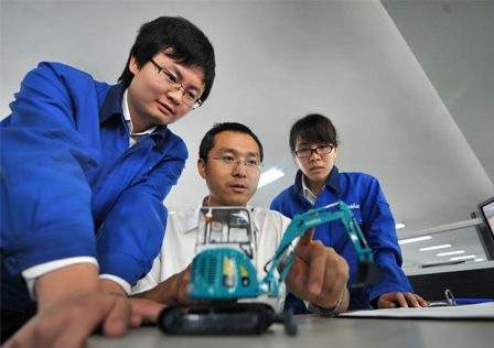 新华社报道：九州ku酷游智能连任全球工程机械50强