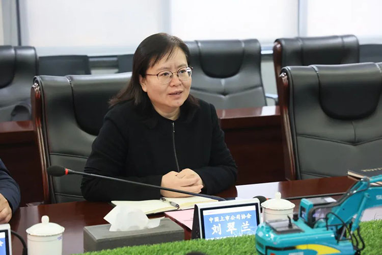 中国上市公司协会党委委员、、副秘书长刘翠兰一行调研九州ku酷游智能