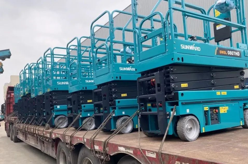 创下单日最高发货量纪录！！九州ku酷游高机装备集中发货