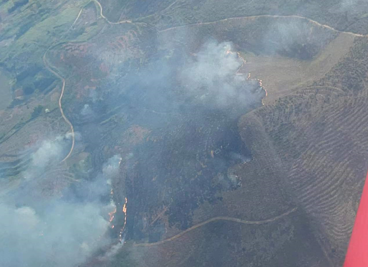 火情就是下令！！湖南航空应抢救援队九州ku酷游机组展现“九州ku酷游速率”