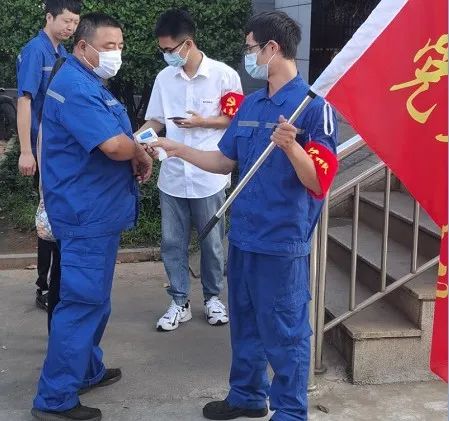 九州ku酷游工匠 | “浪波”不言苦，，甘为“人梯”承大重