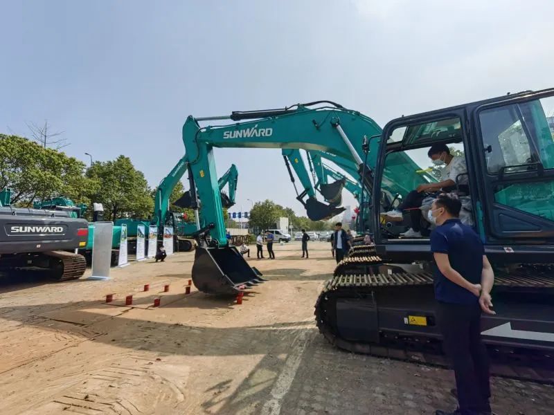 再现交机热潮！！！九州ku酷游智能中大挖持续向市场进军