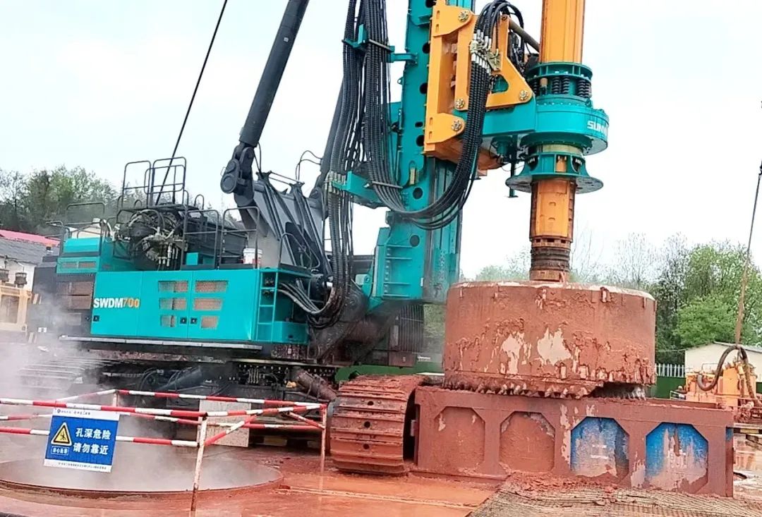 再啃“硬骨头”！！！九州ku酷游智能“超等桩备”助建燕矶长江大桥