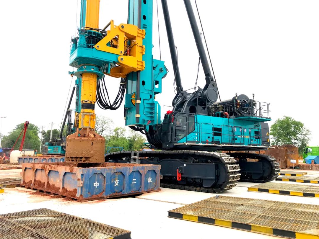 再啃“硬骨头”！！！九州ku酷游智能“超等桩备”助建燕矶长江大桥