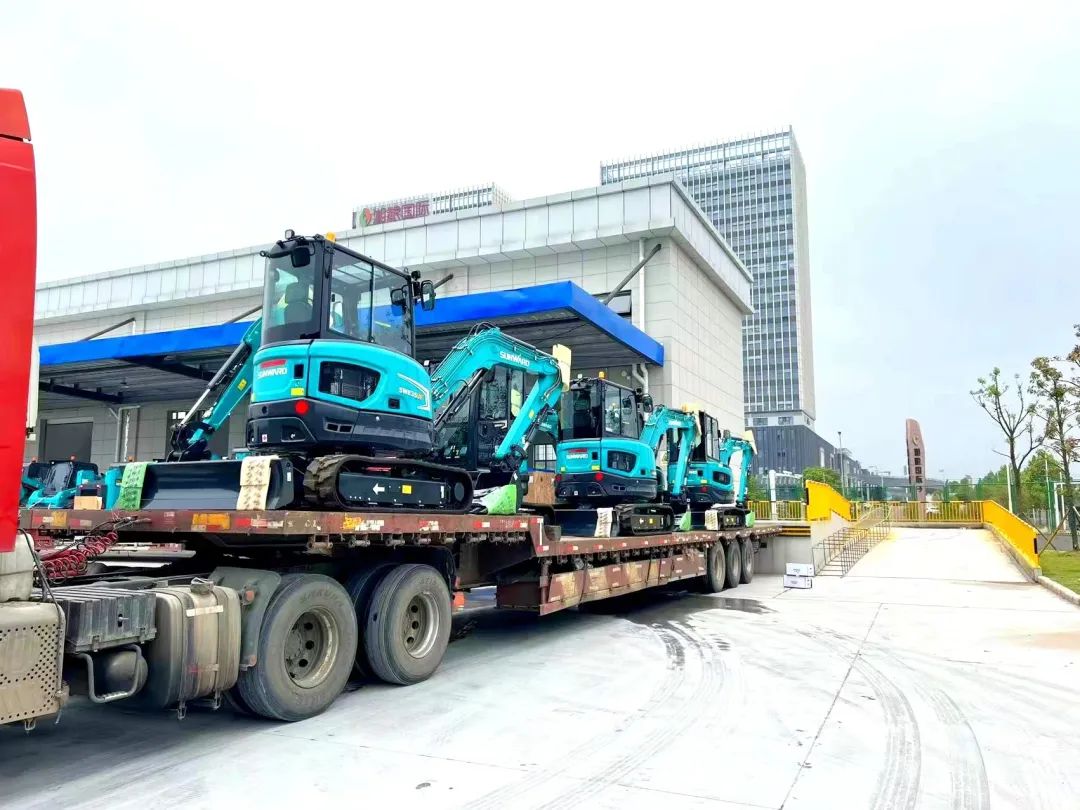 持续进军国际市。！！！中欧班列（长沙）九州ku酷游智能专列乐成首发