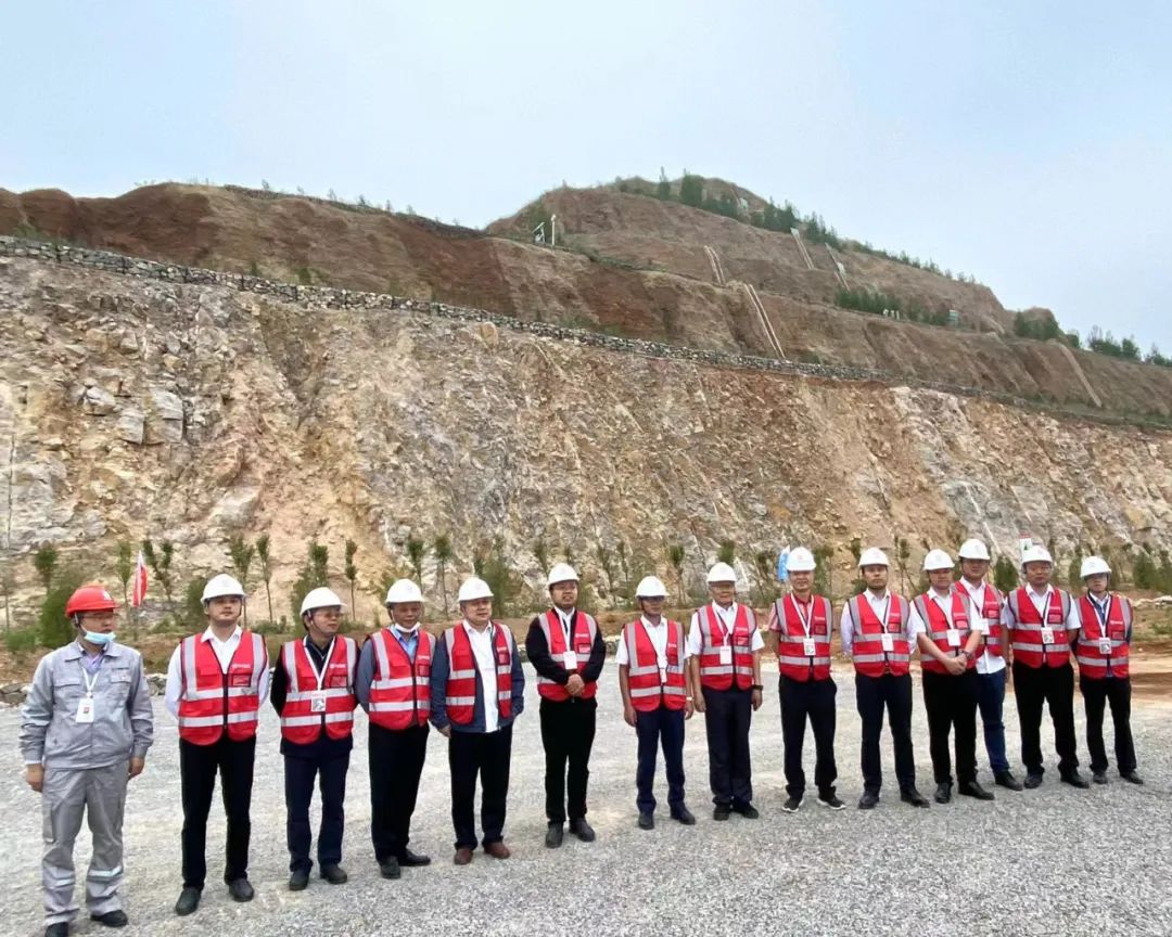 深入市场一线！何清华一行赴陕西调研