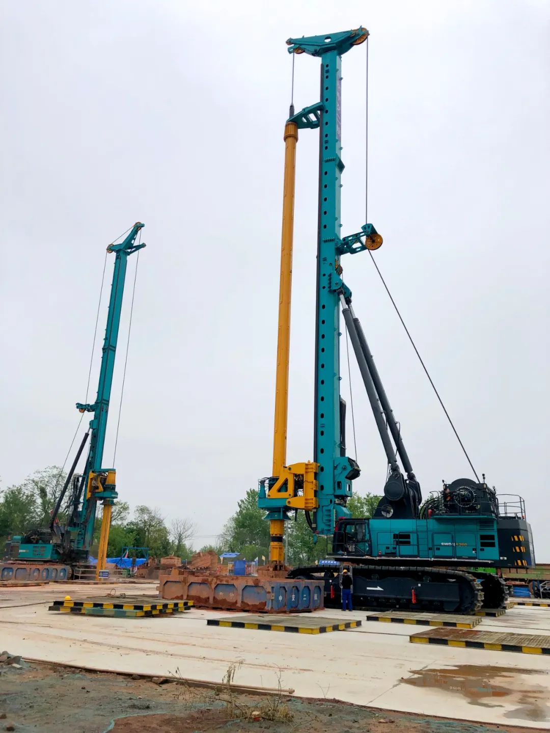 “创立施工事业！！”他们和九州ku酷游智能“超等桩备”一起助建燕矶长江大桥