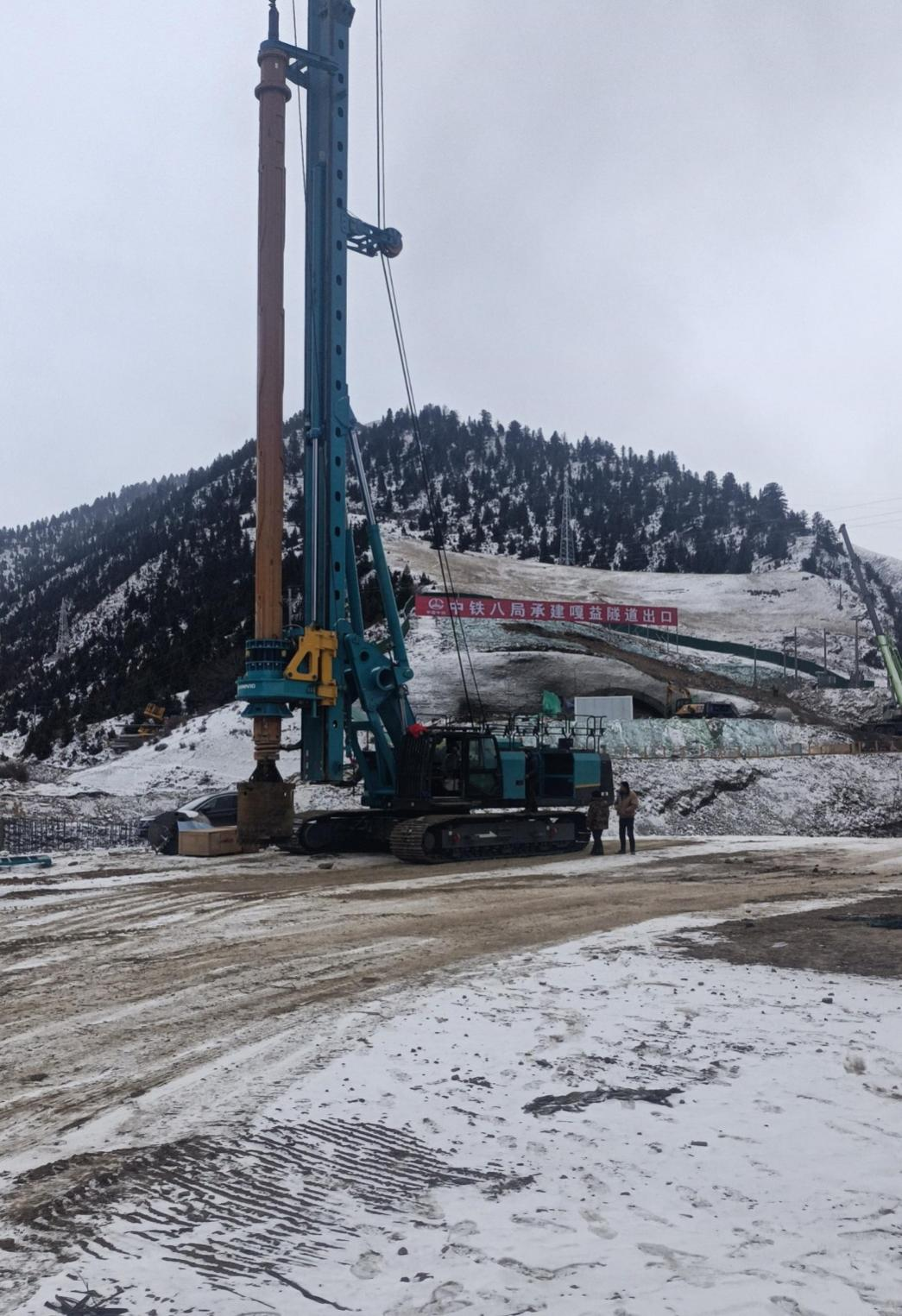 决战“天下之巅”！九州ku酷游智能旋挖钻机实力助建川藏铁路