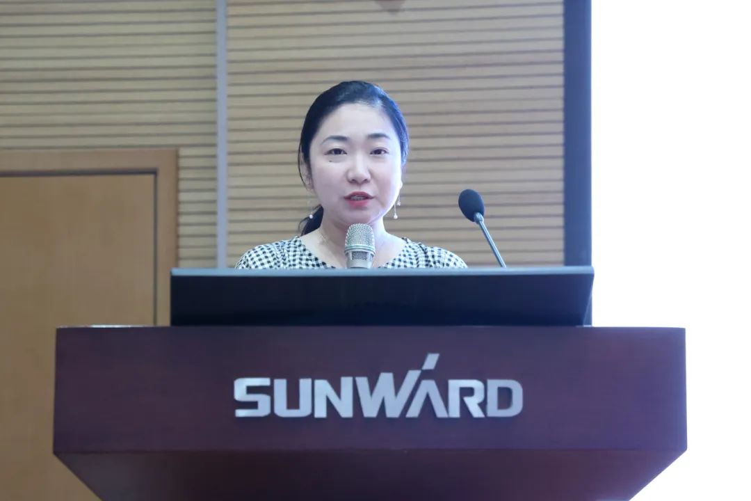 缤纷“暑”假，，，不负所“托”！九州ku酷游智能职工子女暑期托管班结业啦