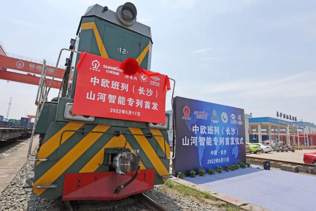 人民日报：：在更高水平的对外开放中实现更好生长