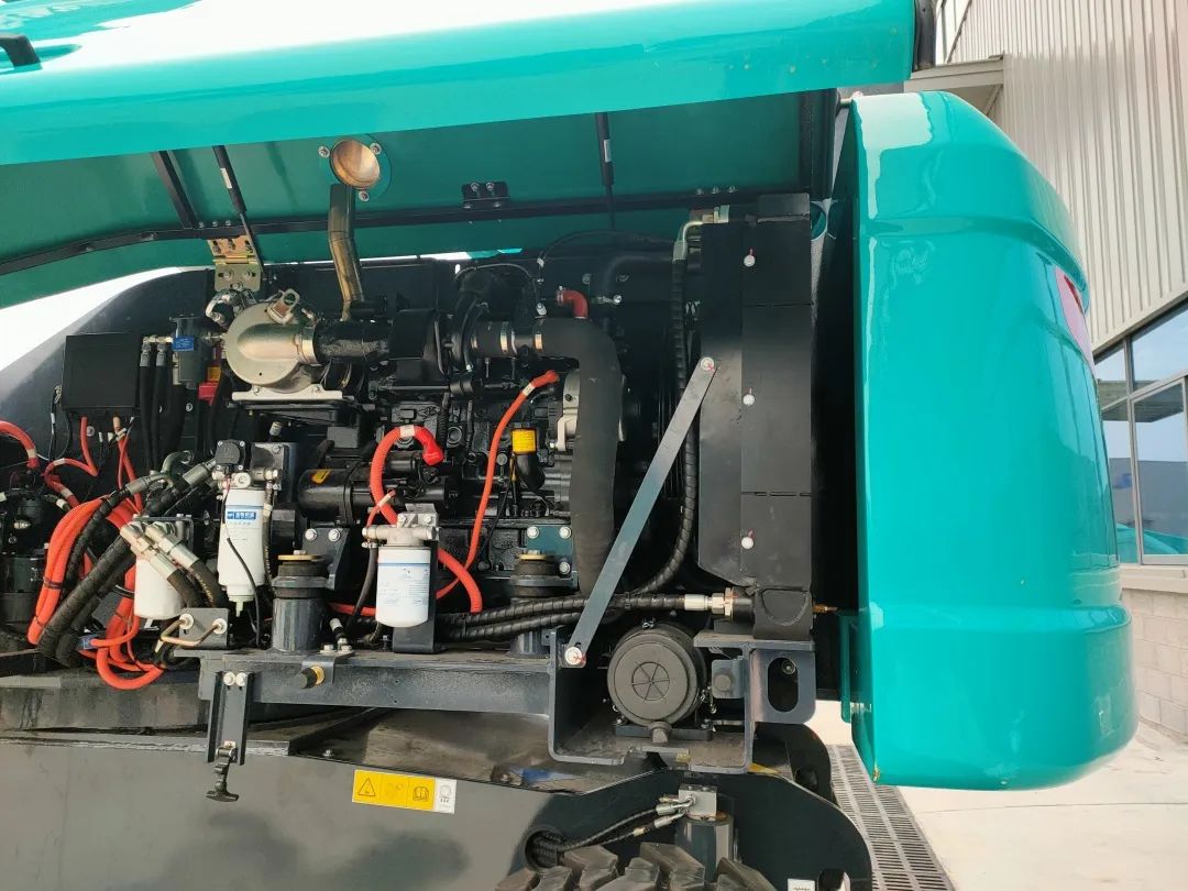 无需扩桥！！九州ku酷游智能国四款32米直臂式高空作业平台乐成下线