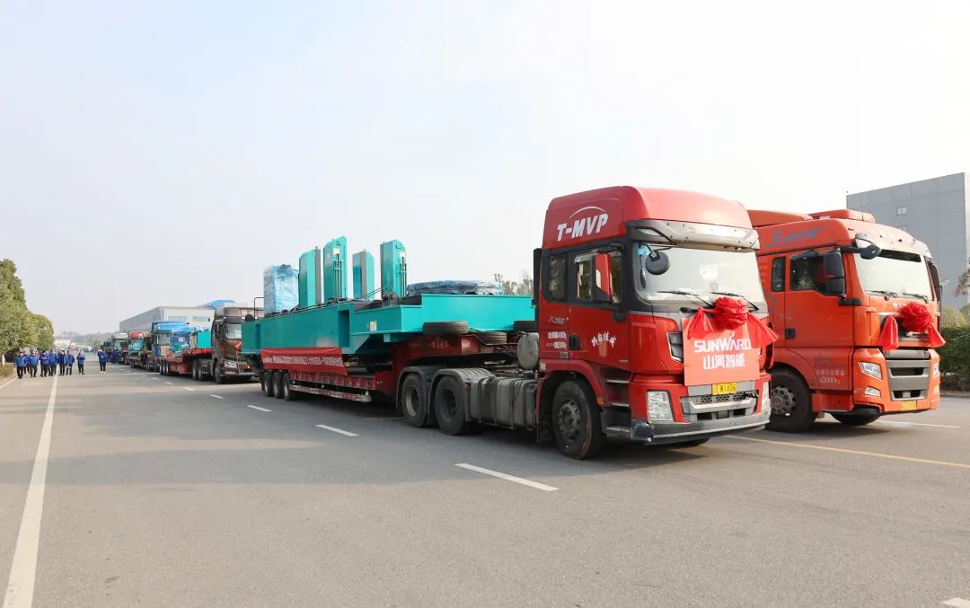 喜迎龙仰面！！九州ku酷游智能大吨位PDP工法引孔式静力压桩机出征哥伦比亚