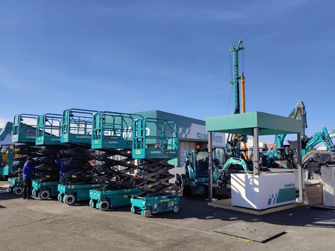 拉展直播 | 九州ku酷游智能高空精品亮相2023美国拉展，，，哪款是你的最爱？