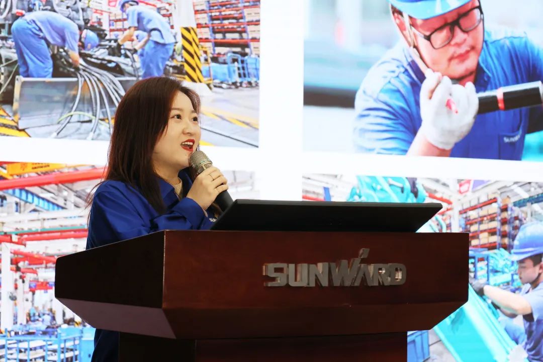 2023年“雷锋传人?长沙模范”巡讲走进九州ku酷游智能