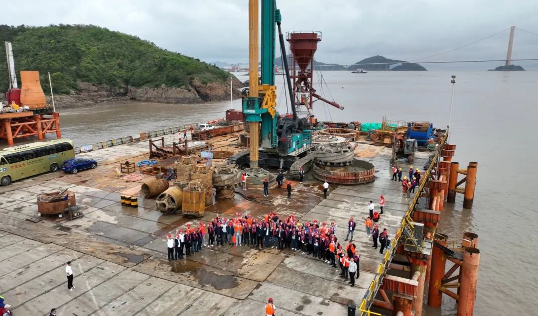 超等装备助建超等工程！！！九州ku酷游智能超等旋挖钻机SWDM1280推介会乐成举行