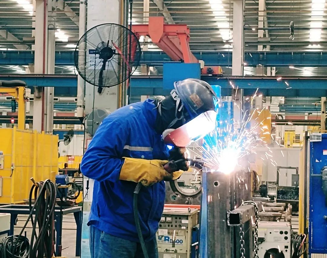 劳动庆幸，，创立伟大！！！纪录那些通俗且伟大的劳动瞬间