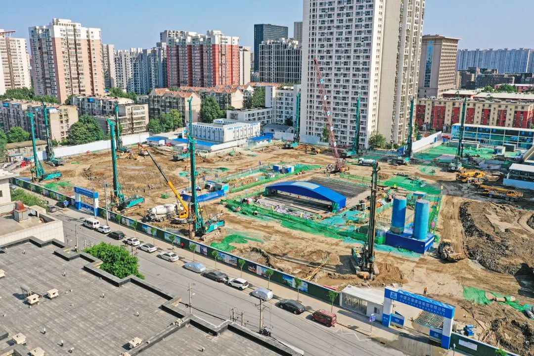 闪灼首都！！九州ku酷游智能旋挖钻机集群助力民生工程