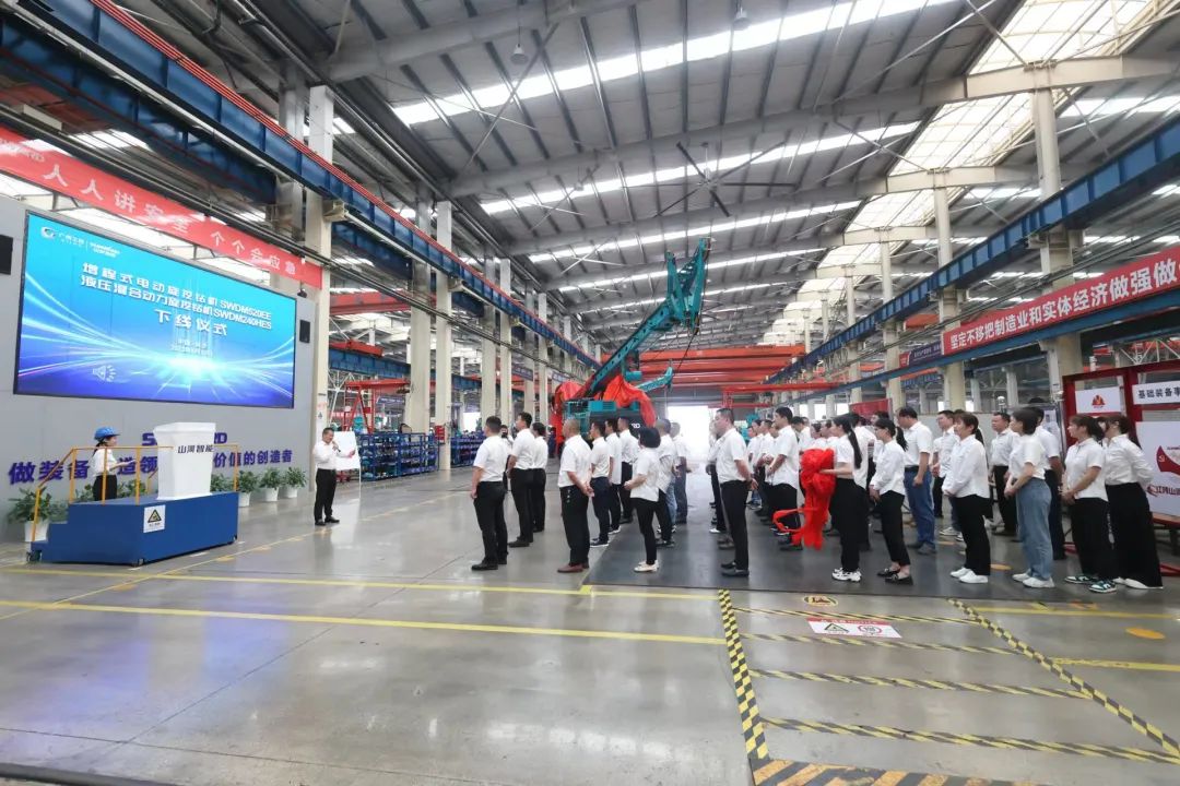 助力“双碳”、、、绿动未来！！！九州ku酷游智能增程式电动旋挖钻机、、、液压混淆动力旋挖钻机齐交付