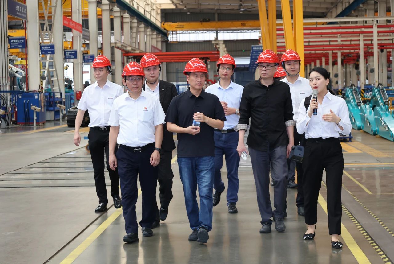 永青科技集团董事长胡晓东带队到访九州ku酷游智能