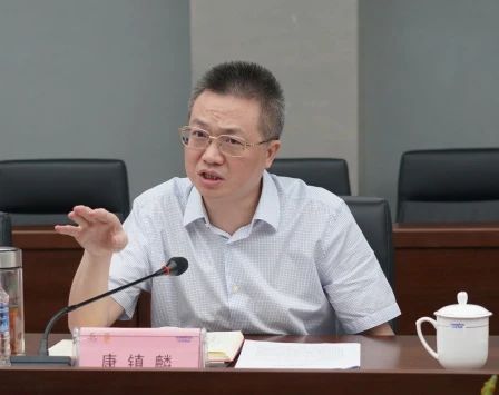 长沙市人民政府副市长、、、市工商联主席康镇麟调研九州ku酷游智能
