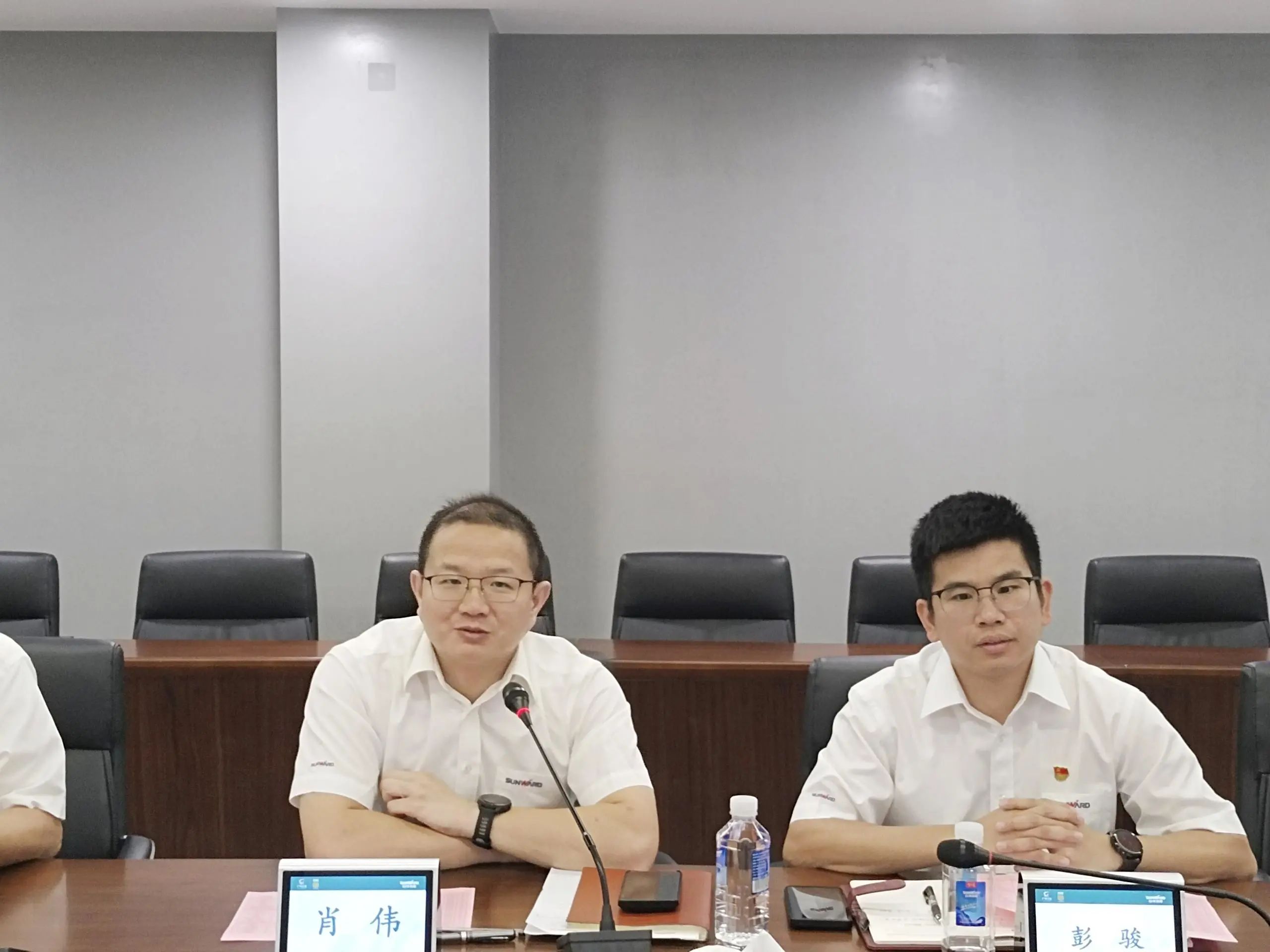 泛论心声，，共话未来！这场应届结业生员工座谈会，，很暖，，很知心！