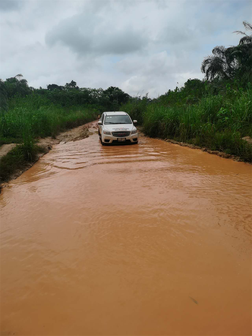 品质九州ku酷游，，专心折务！！！九州ku酷游智能服务万里行活动走进非洲加纳