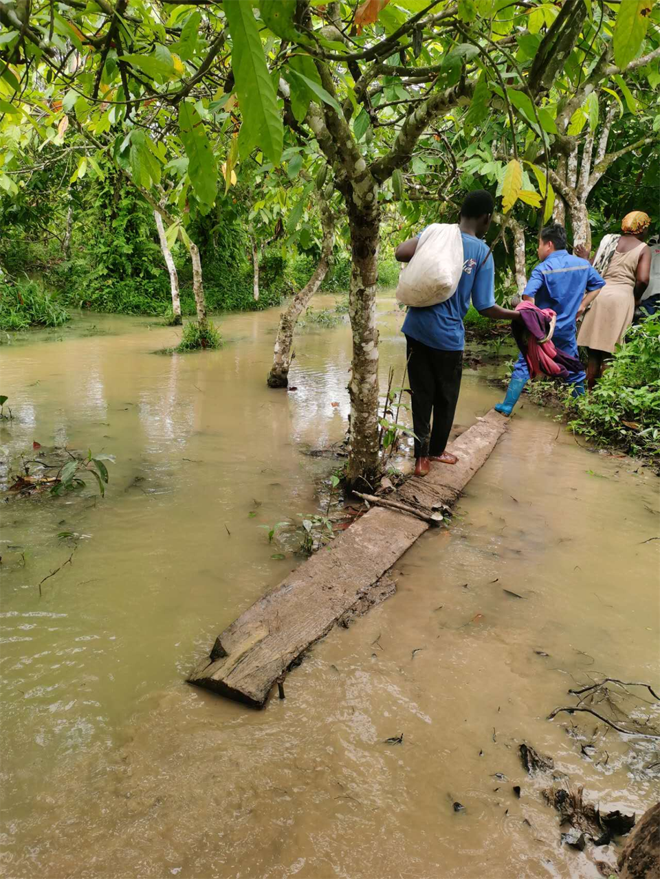 品质九州ku酷游，，专心折务！！！九州ku酷游智能服务万里行活动走进非洲加纳