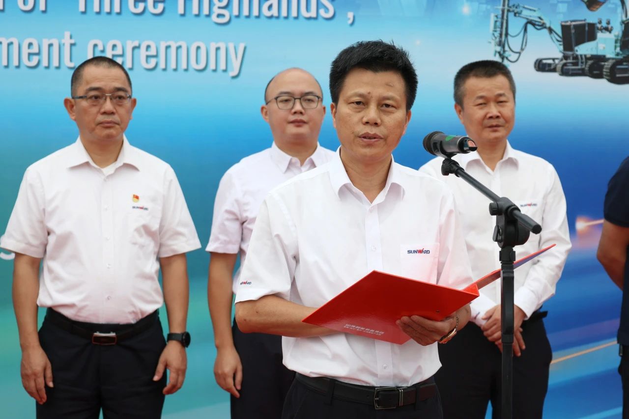 持续进军国际市。！！九州ku酷游智能近百台装备集中发货