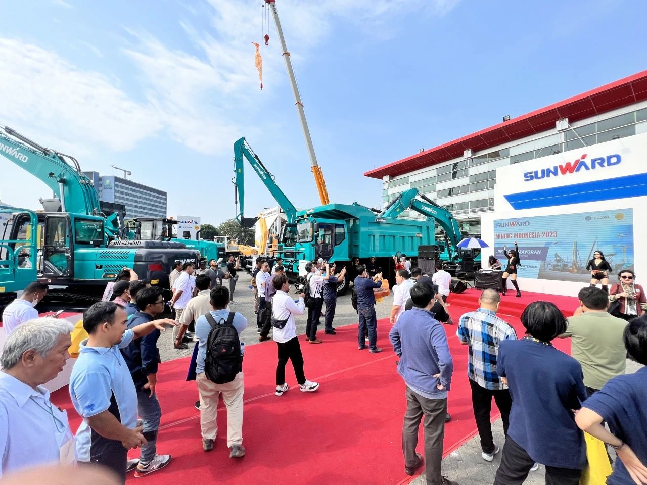 深耕细作，，逆势增添！九州ku酷游智能艳服亮相印尼雅加达矿业展