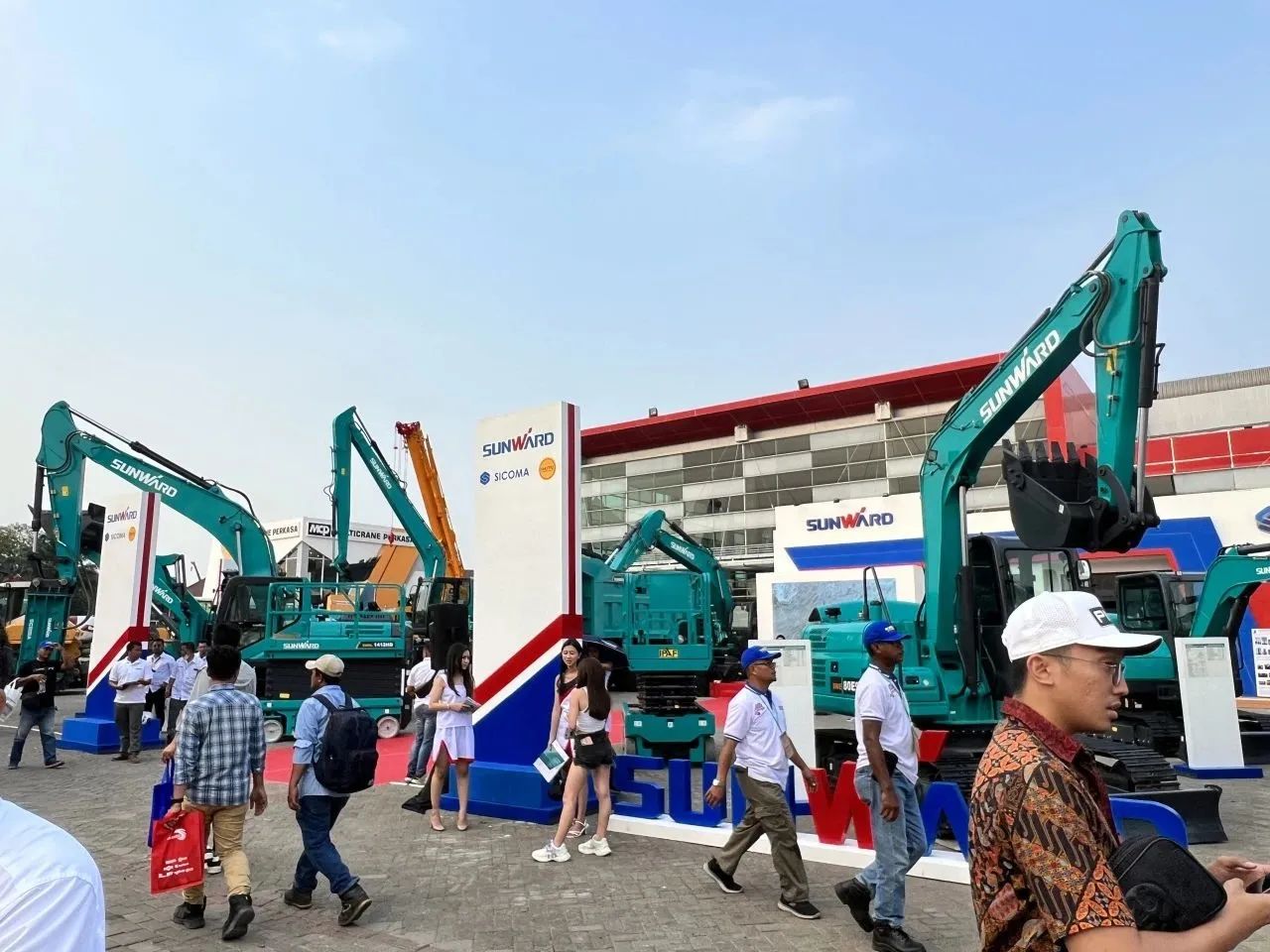 深耕细作，，逆势增添！九州ku酷游智能艳服亮相印尼雅加达矿业展