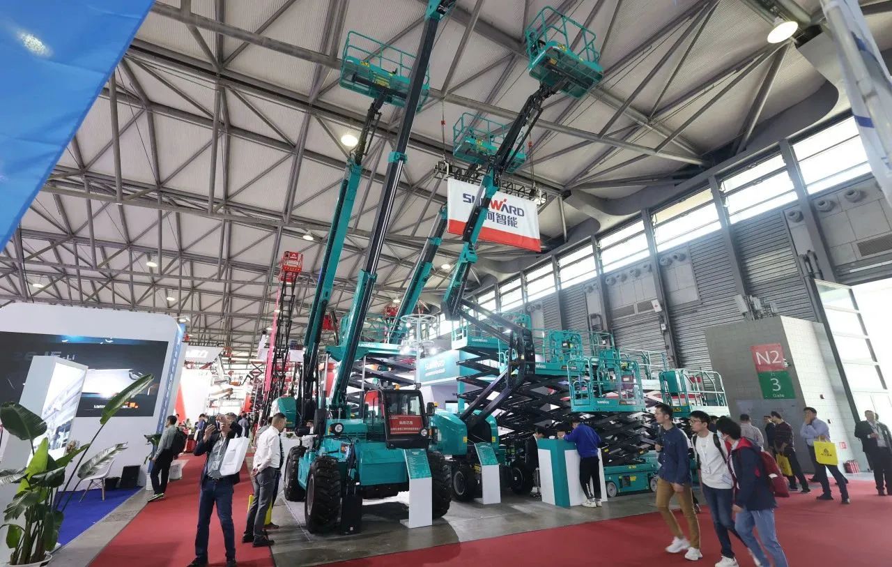 精品出击，，闪灼魔都！！！九州ku酷游智能全系列高空机械亮相2023亚洲国际高空展