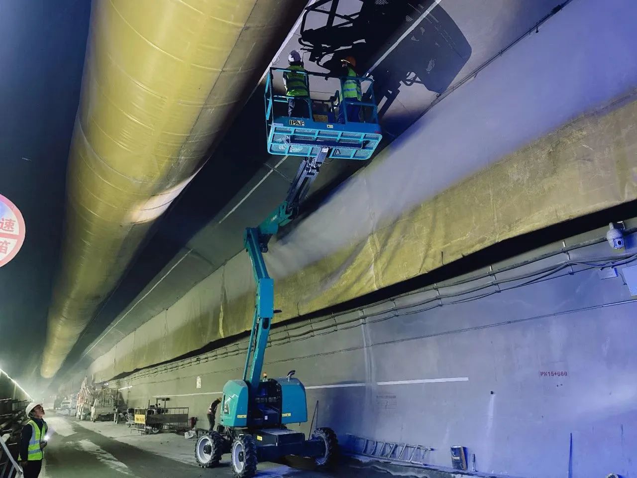 不惧高海拔挑战！九州ku酷游智能高空机械实力助建川藏铁路