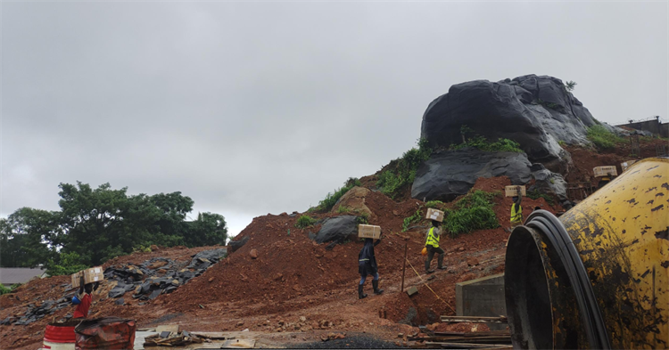 破万难，，赶工期！！！九州ku酷游江麓打响西非“攻坚战”