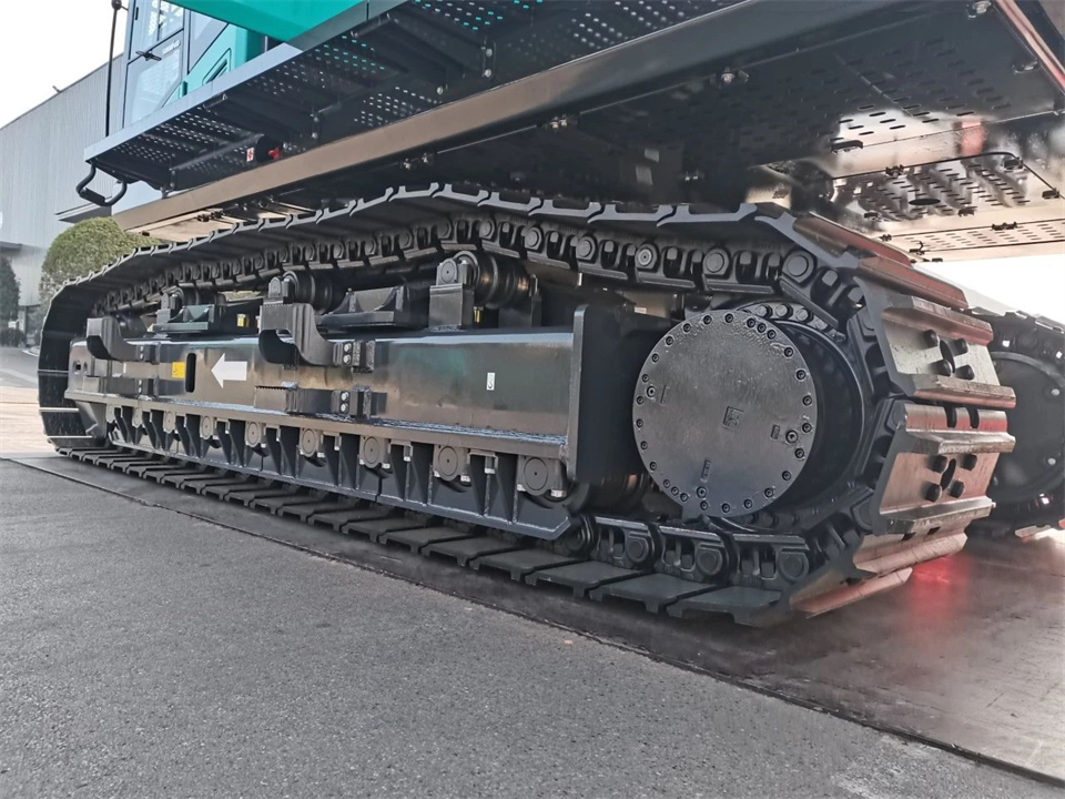 定制开发、、、功效更强！！九州ku酷游智能SWE750ELR加长臂液压挖掘机下线交付