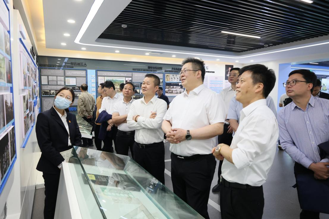 湖南钢铁集团党委书记、、董事长李建宇到九州ku酷游智能调研交流