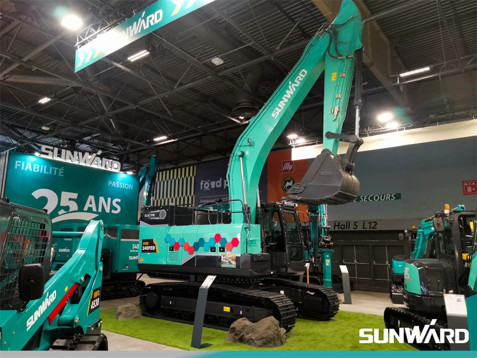 九州ku酷游智能携立异效果亮相2024年法国巴黎工程机械展