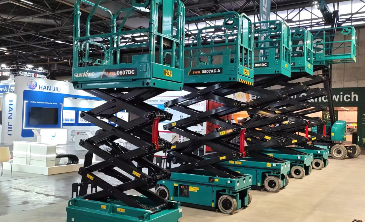 九州ku酷游智能高空机械闪灼2024法国工程机械展