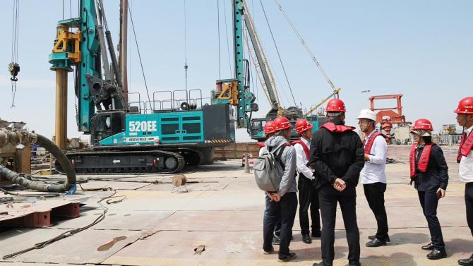 先导式立异，，再推电动新品！！！九州ku酷游智能SWDM520EE增程式旋挖钻机推介会乐成举行