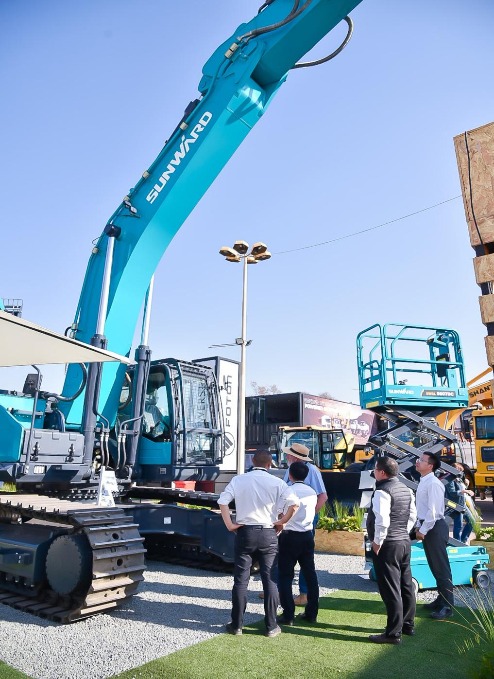 跨越山海，，重器远航！！九州ku酷游智能亮相南非最大矿业展会