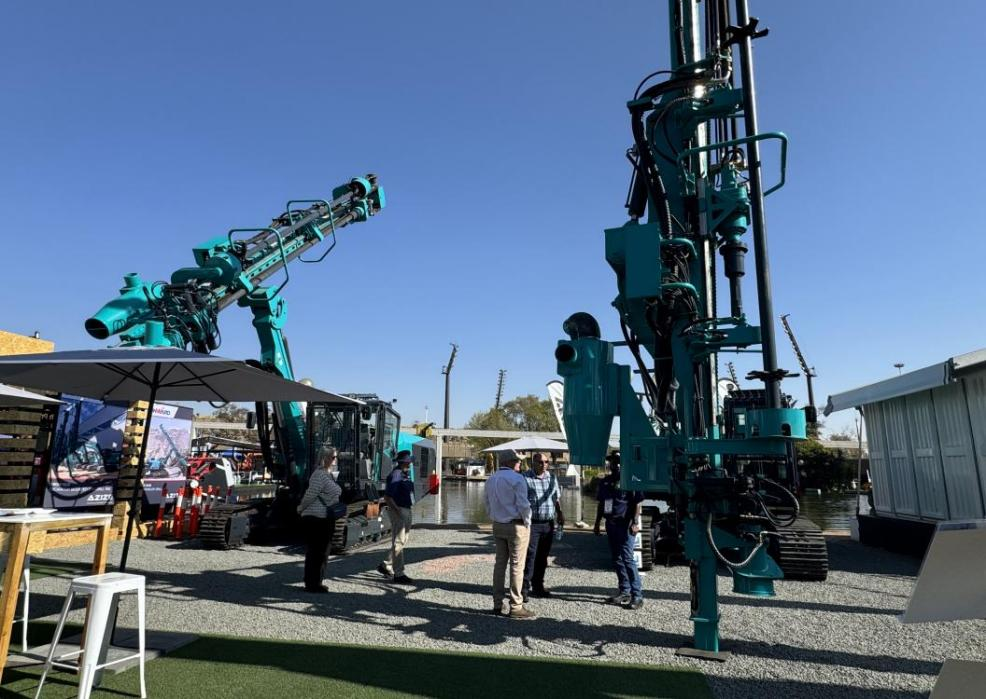 跨越山海，，重器远航！！九州ku酷游智能亮相南非最大矿业展会