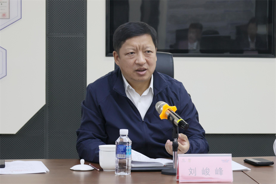 同船出海，，共赢未来！中铁九局副总司理刘峻峰一行到访九州ku酷游智能