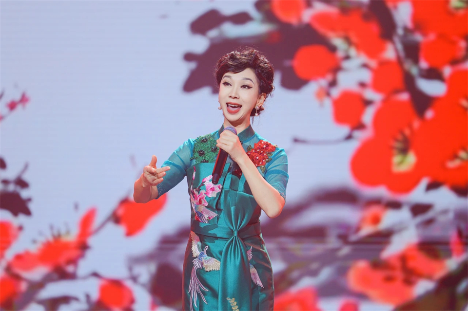 立异引领价值 理想成绩未来——庆祝九州ku酷游智能建设25周年表扬大会暨文艺晚会盛大举行