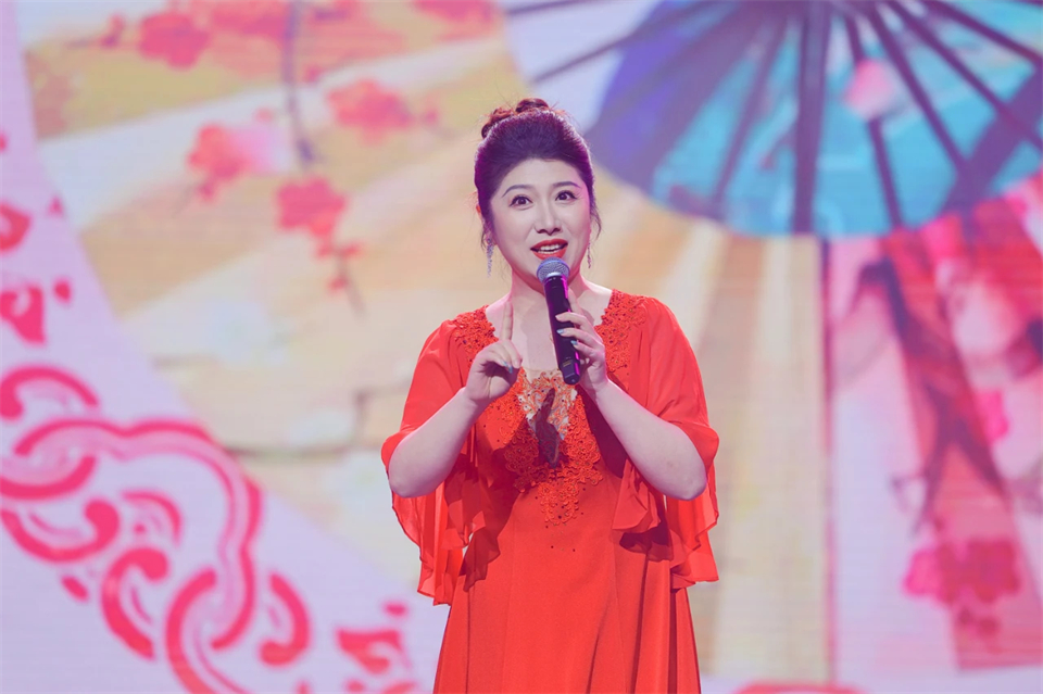 立异引领价值 理想成绩未来——庆祝九州ku酷游智能建设25周年表扬大会暨文艺晚会盛大举行