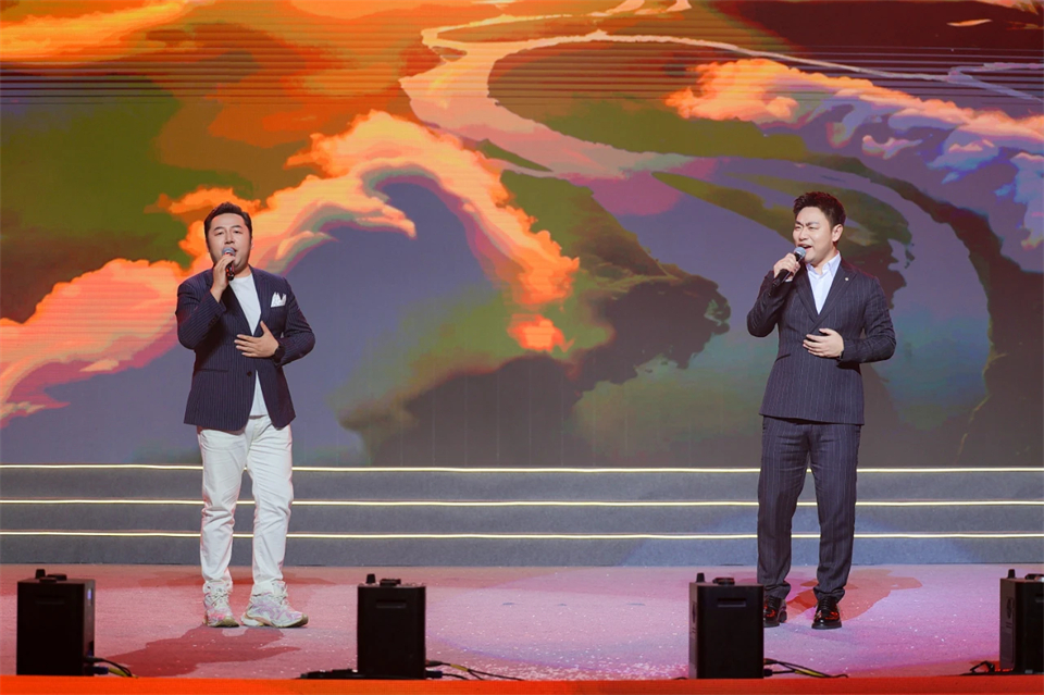 立异引领价值 理想成绩未来——庆祝九州ku酷游智能建设25周年表扬大会暨文艺晚会盛大举行
