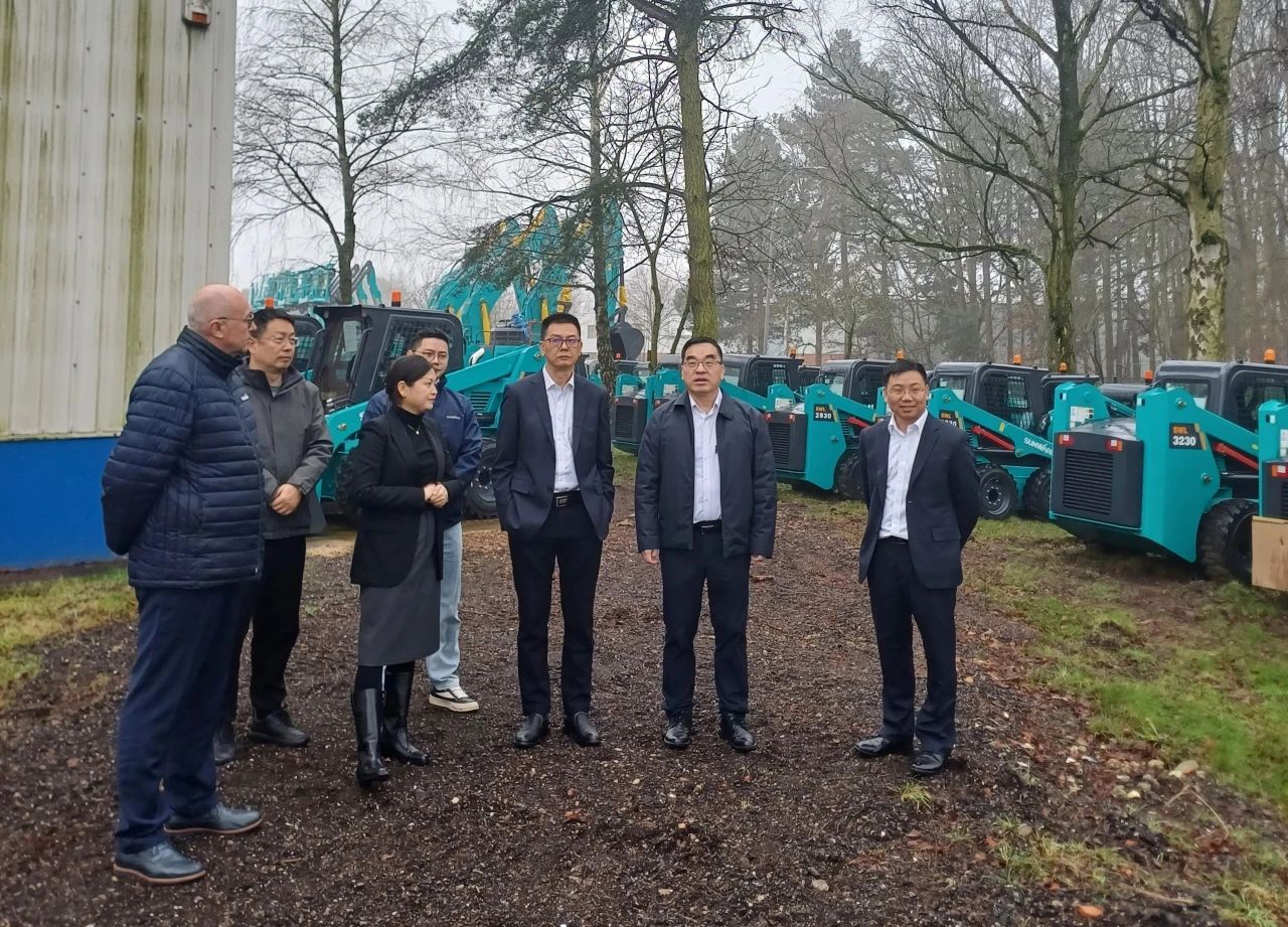 广州工控集团总司理王福铸率队考察九州ku酷游智能欧洲子公司